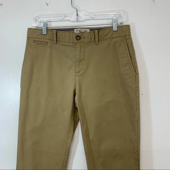 Penguin  Khaki Pants 30/32 measures  30/31  Tan Straight Chinos Business Casual - Picture 2 of 11